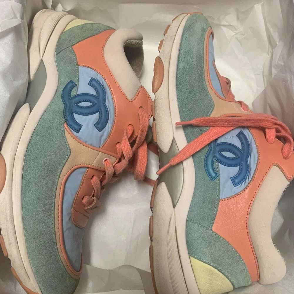 Chanel coral blue sneakers - Picture 12 of 15